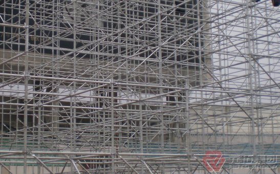 雷壓架扣件，雷亞架特點