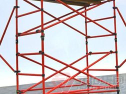 建筑裝修專用移動(dòng)腳手架，安全作用不可忽視