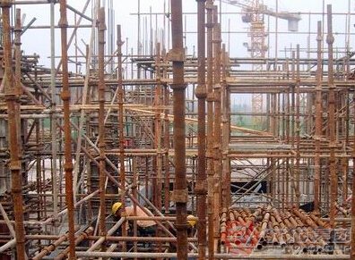 外墻鋼管架腳手架多少錢(qián)一副？