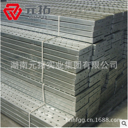 建筑鋼架板多重？